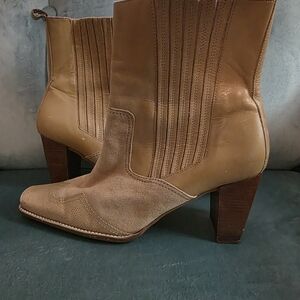 Unisa Camel Leather Ankle Booties